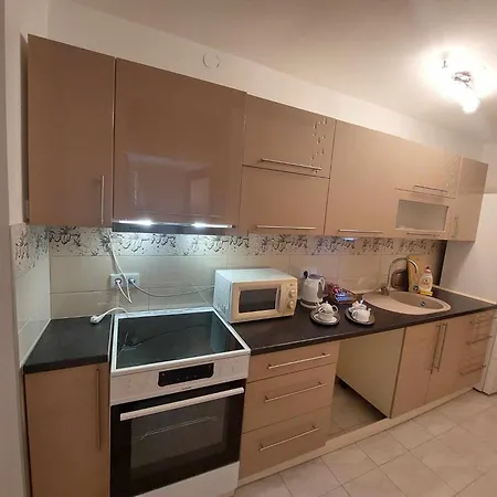 Apartman Adi